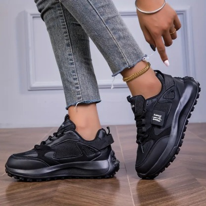 Women's Low Top Lace Up Running Shoes