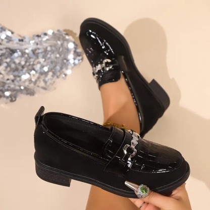 Women's Chic Metallic Chain Loafers