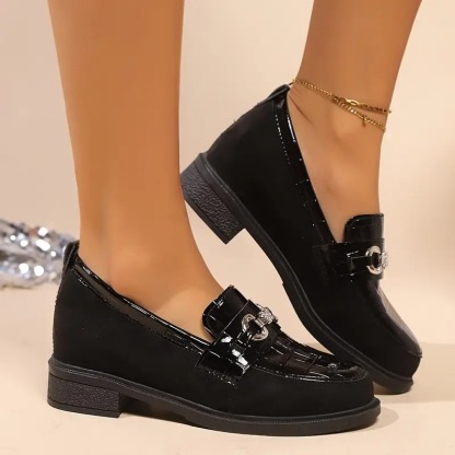 Women's Chic Metallic Chain Loafers