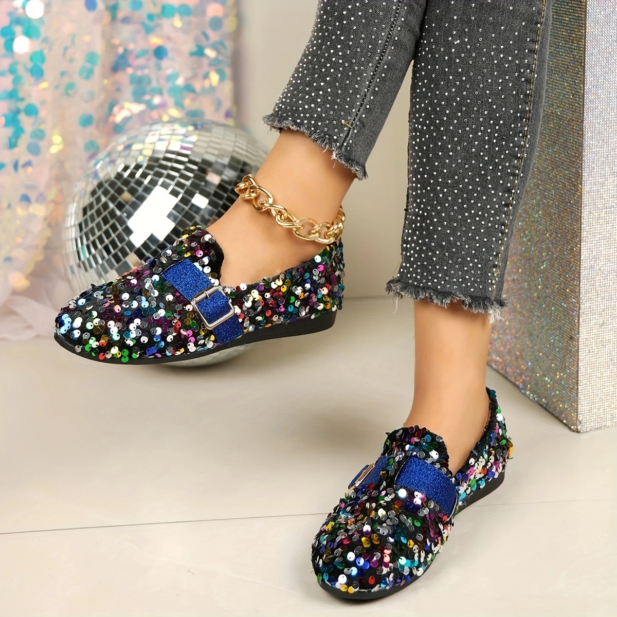 Women's Sequin Decorative Round Toe Flats
