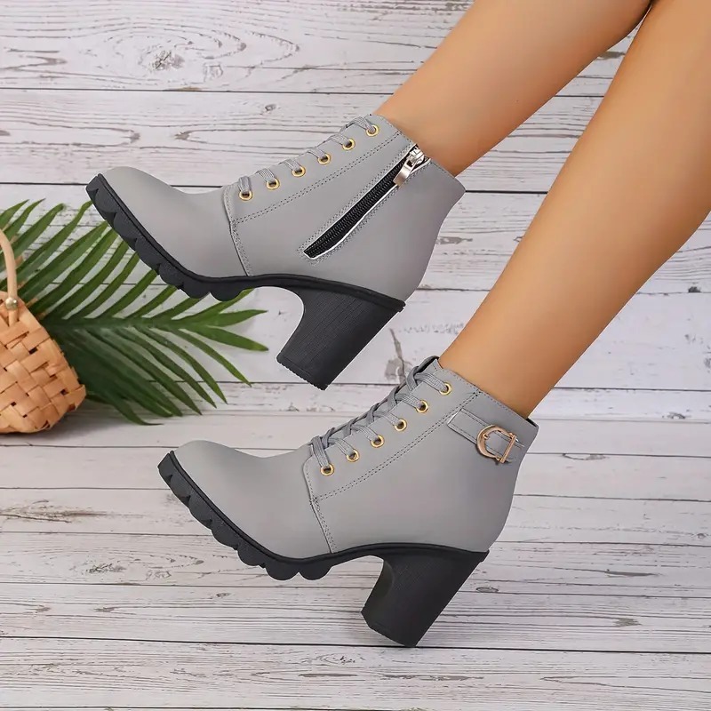 Women's Retro Chic Ankle Boots
