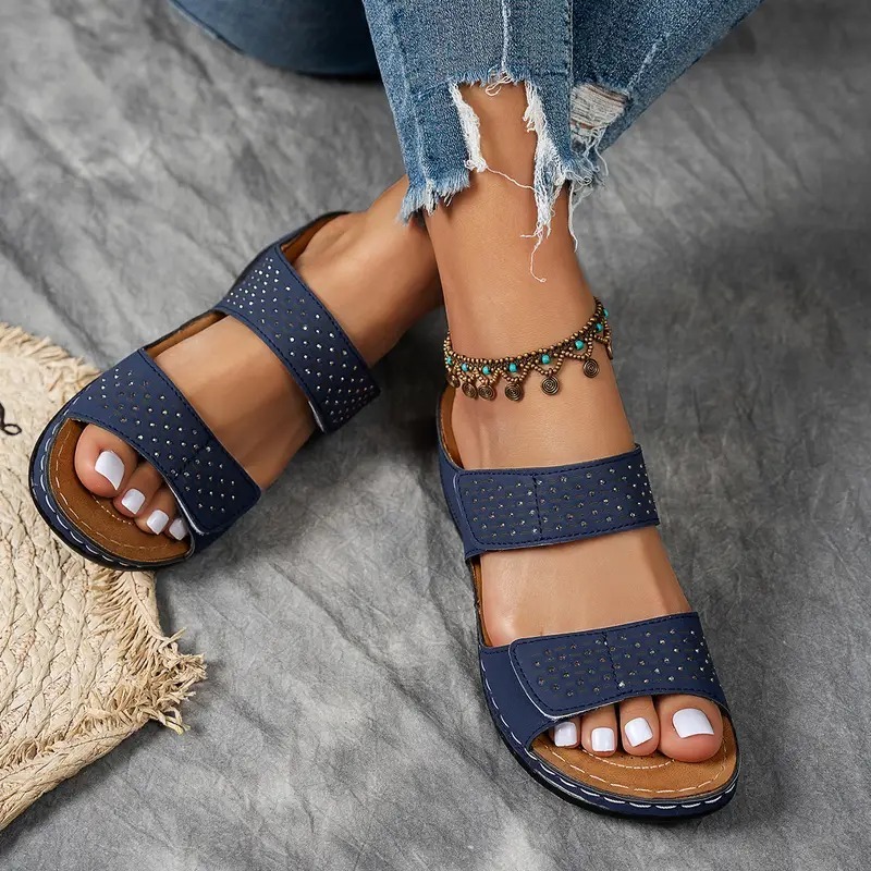 Women's Cushioned Mid-Heel Platform Sandals