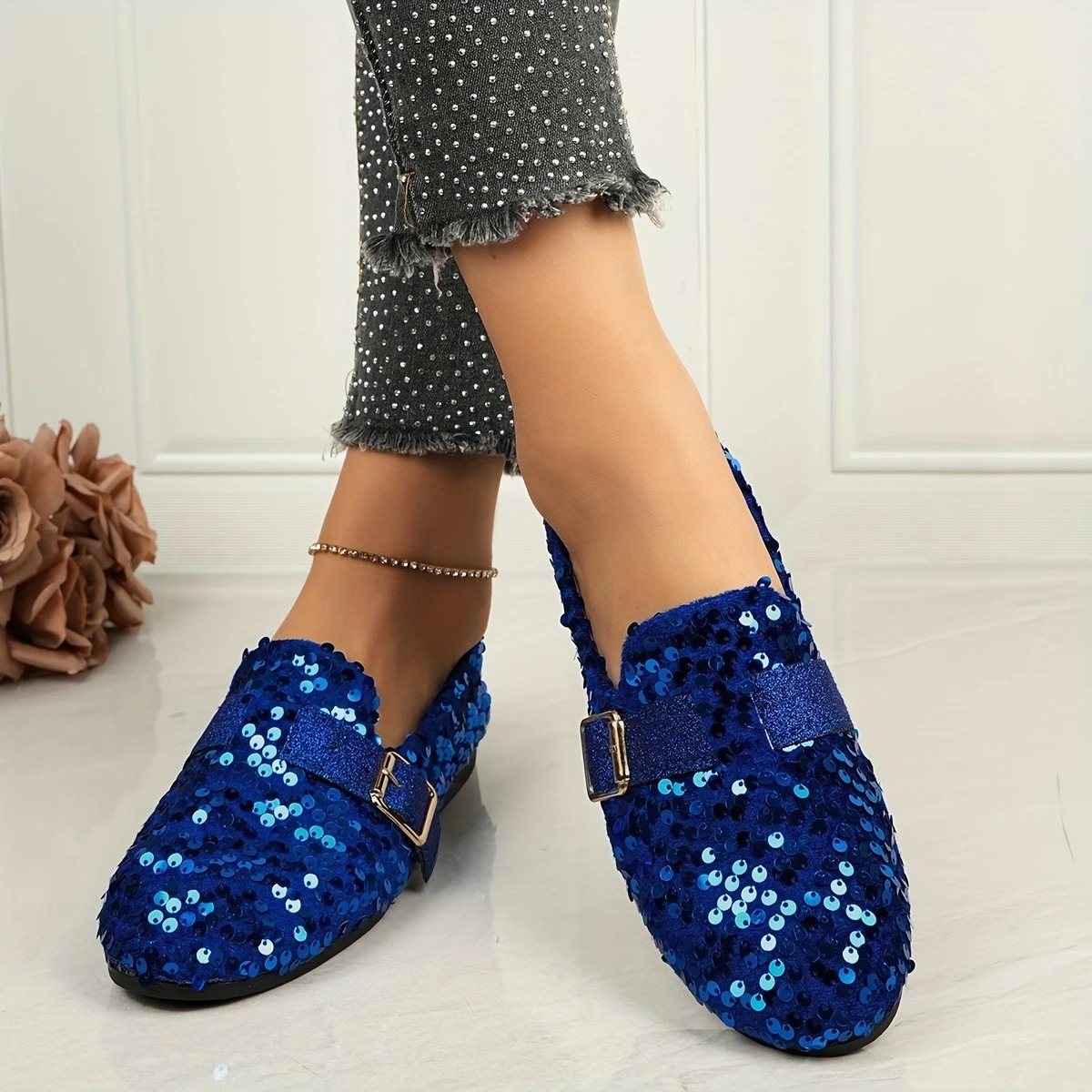 Women's Sequin Decorative Round Toe Flats