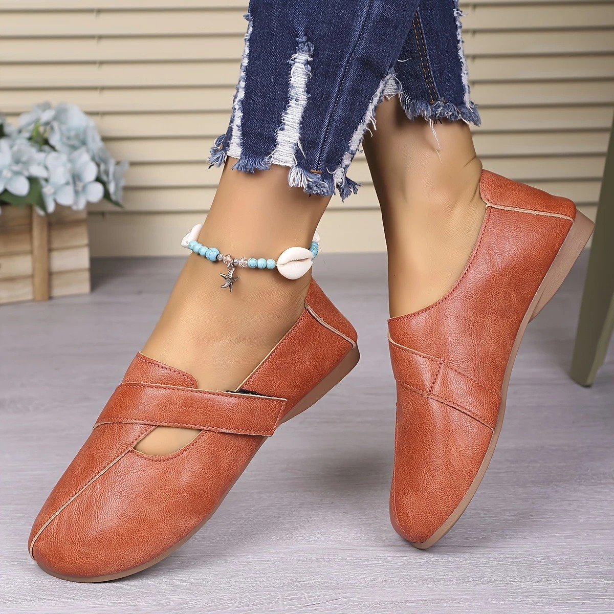 Women's Leather Velcro Comfort Shoes