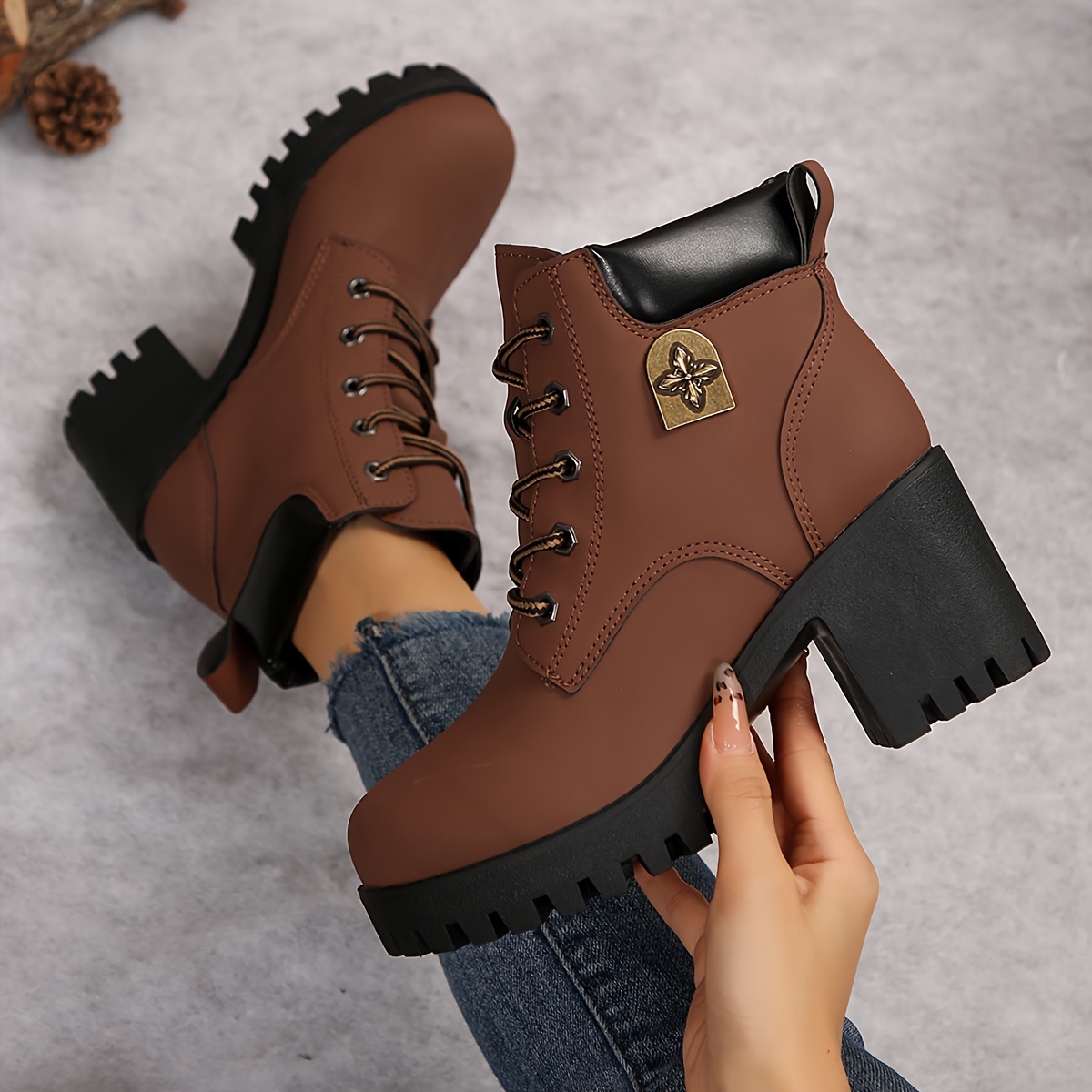 Women's Solid Color Shoelace Fashion Boots