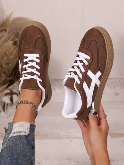 Women's Lace-Up Trainers Plus Size Sneakers