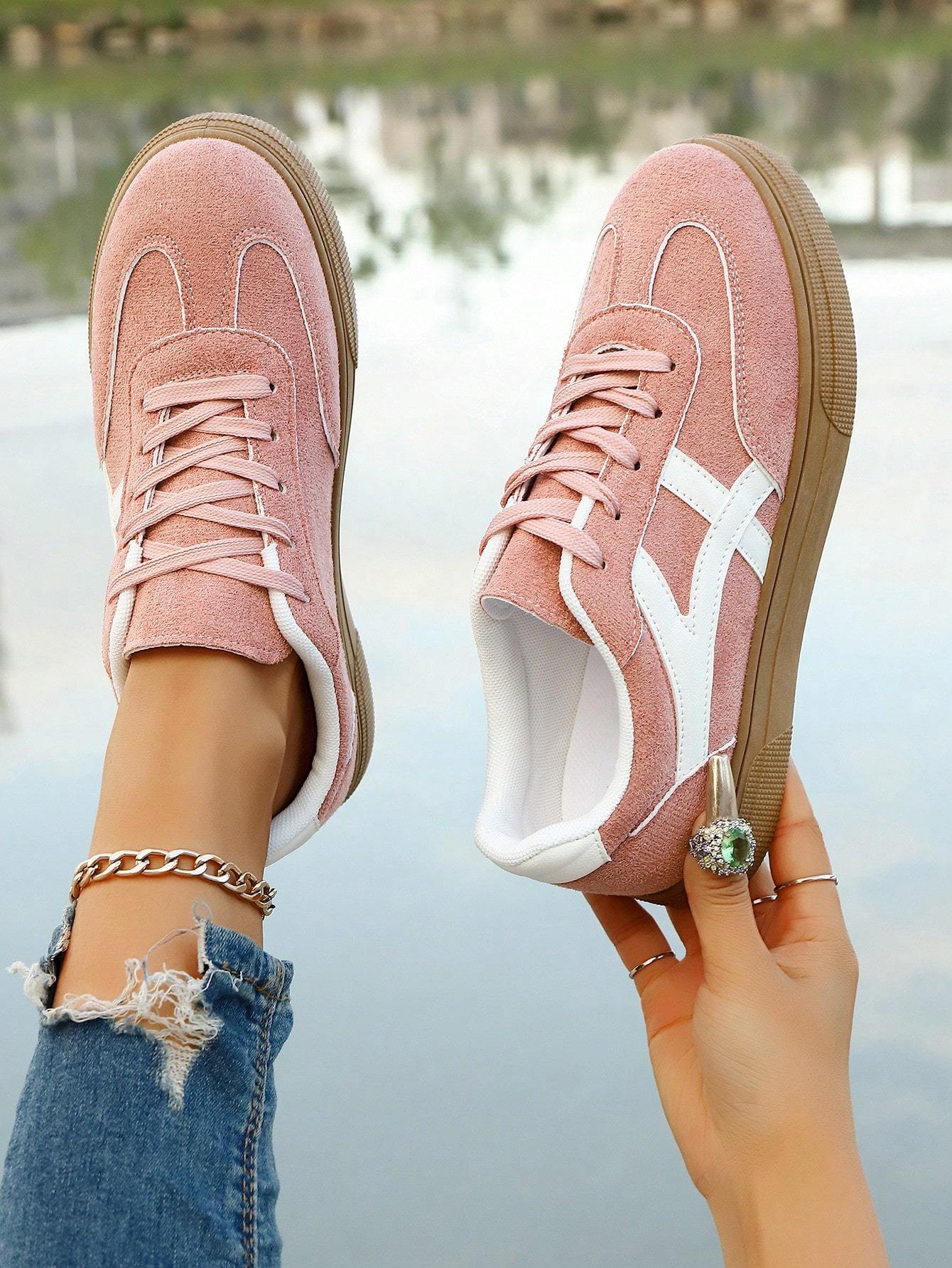 Women's Lace-Up Trainers Plus Size Sneakers