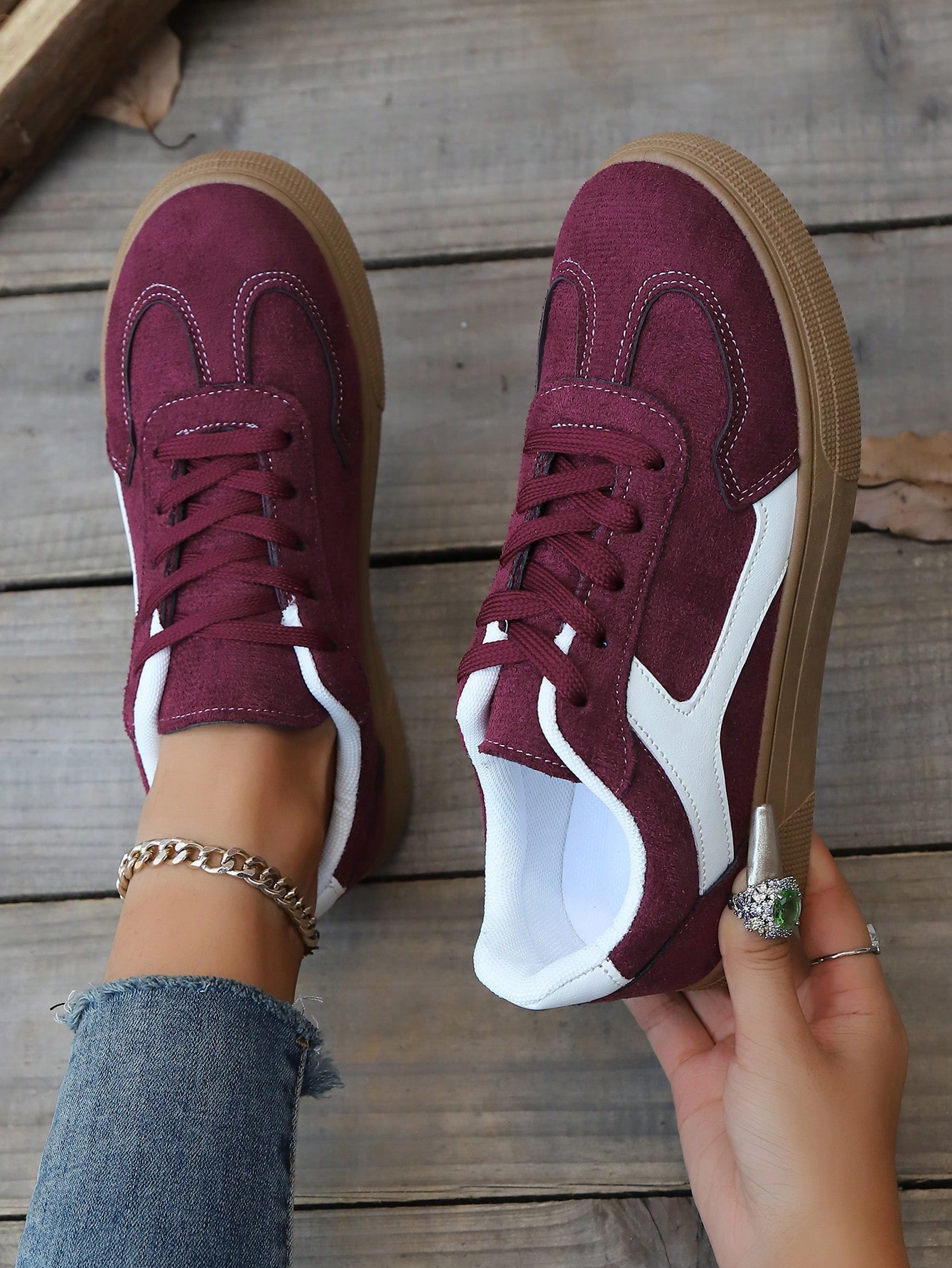 Women's Lace-Up Trainers Plus Size Sneakers