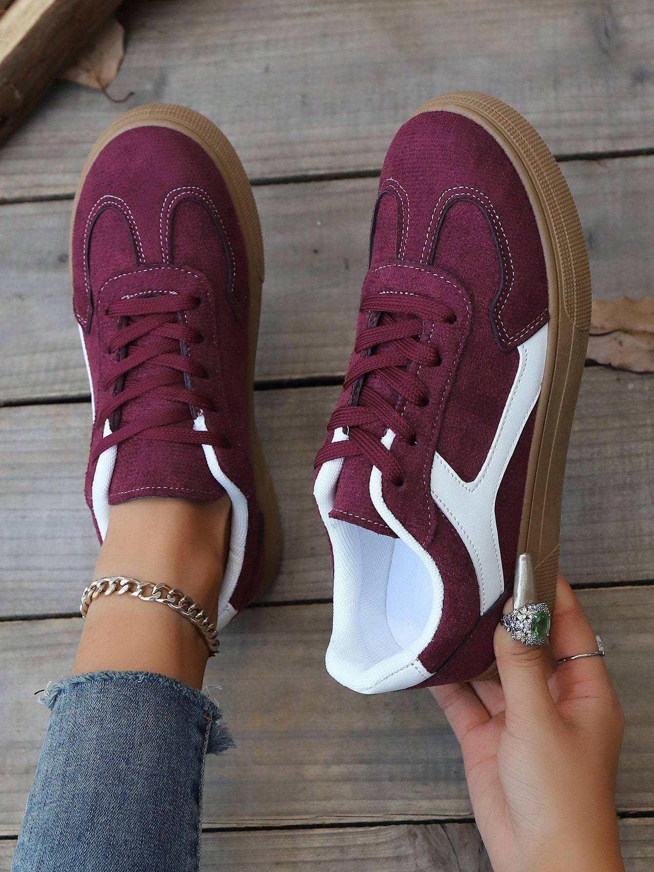 Women's Lace-Up Trainers Plus Size Sneakers