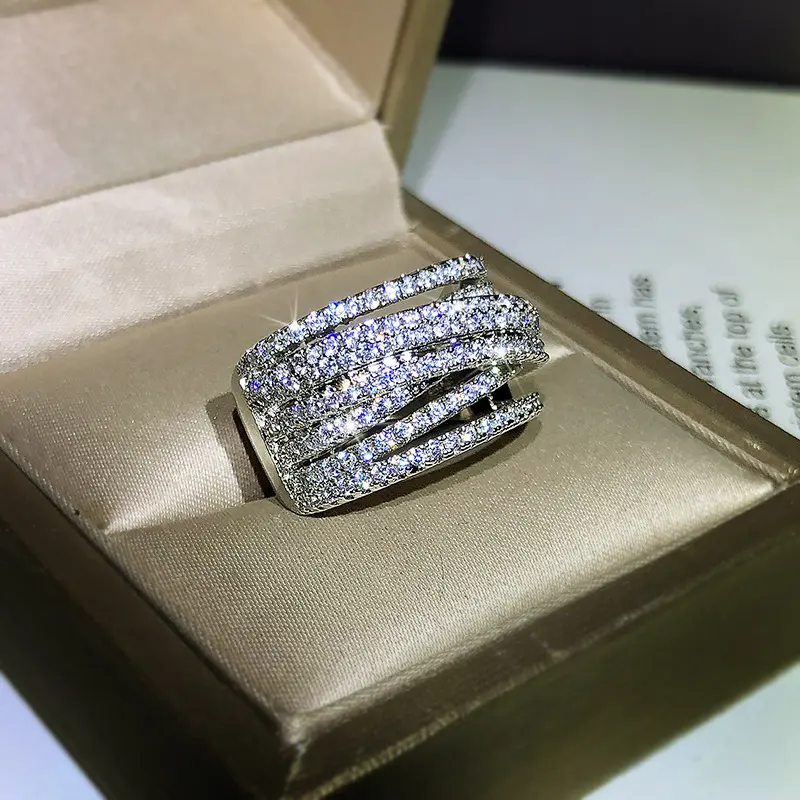 Women's Wrap-Around Ring, Luxury Jewelry for Gifts, Refined Elegance for Formal Events, Sparkling Stones, Hypoallergenic & Comfortable Fit