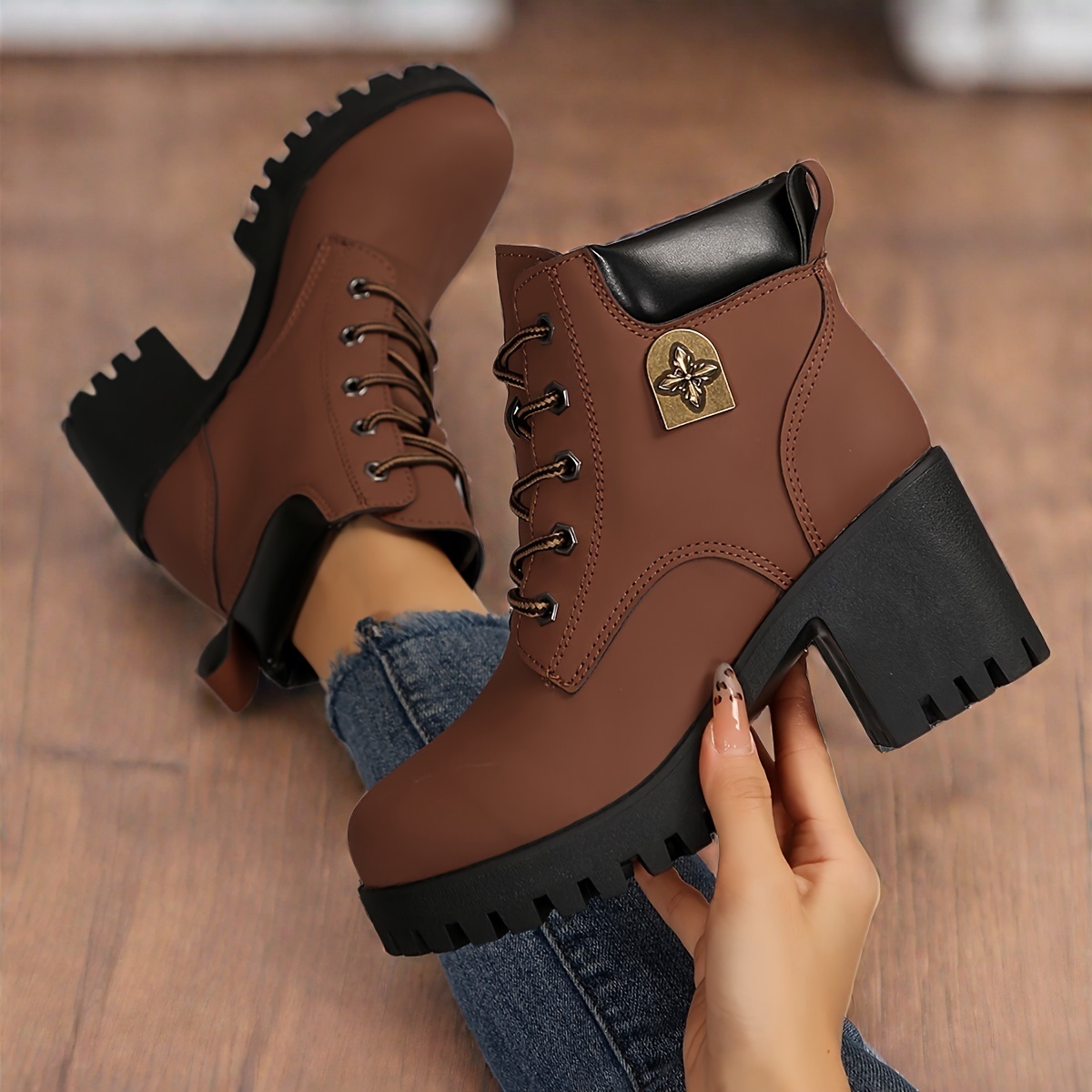 Women's Solid Color Shoelace Fashion Boots