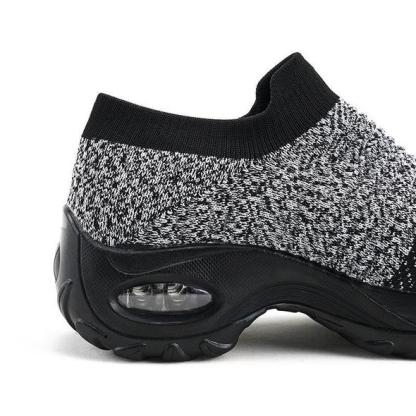 BREATHABLE AIR CUSHION SNEAKERS