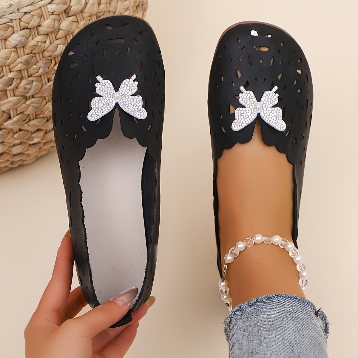 Ladies' Comfortable All-Season Flats
