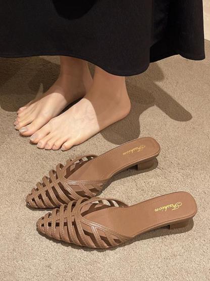 Women's elegant heeled sandals