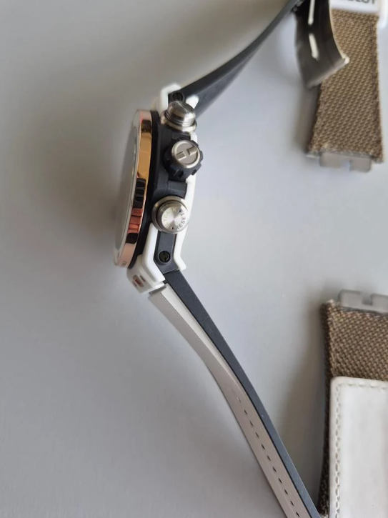 ウブロ HUBLOT ビッグ・バン リローデッド キリアン・エムバペ ホワイトセラミック 44mm (2026年モデル)