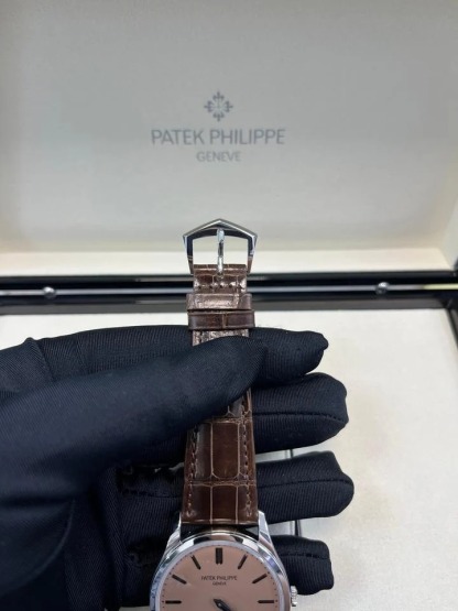 パテック フィリップ カラトラバ New 2025 Release 6196P Calatrava Salmon Dial Platinum 38mm