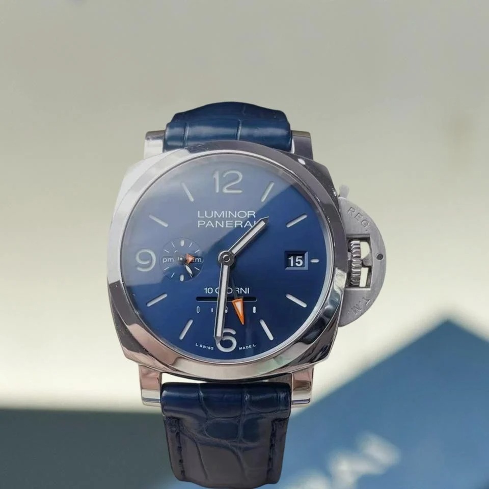 パネライ Luminor Dieci Giorni Gmt Pam01482 44mm