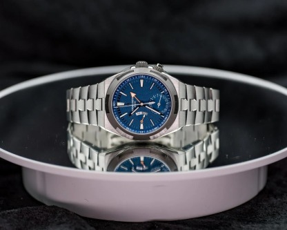 ヴァシュロン・コンスタンタン  VACHERON CONSTANTIN Overseas Dual Time Cardinal Point 7930V/210T-H074 Watches titanium Mechanical Automatic blueDial mens 2026New