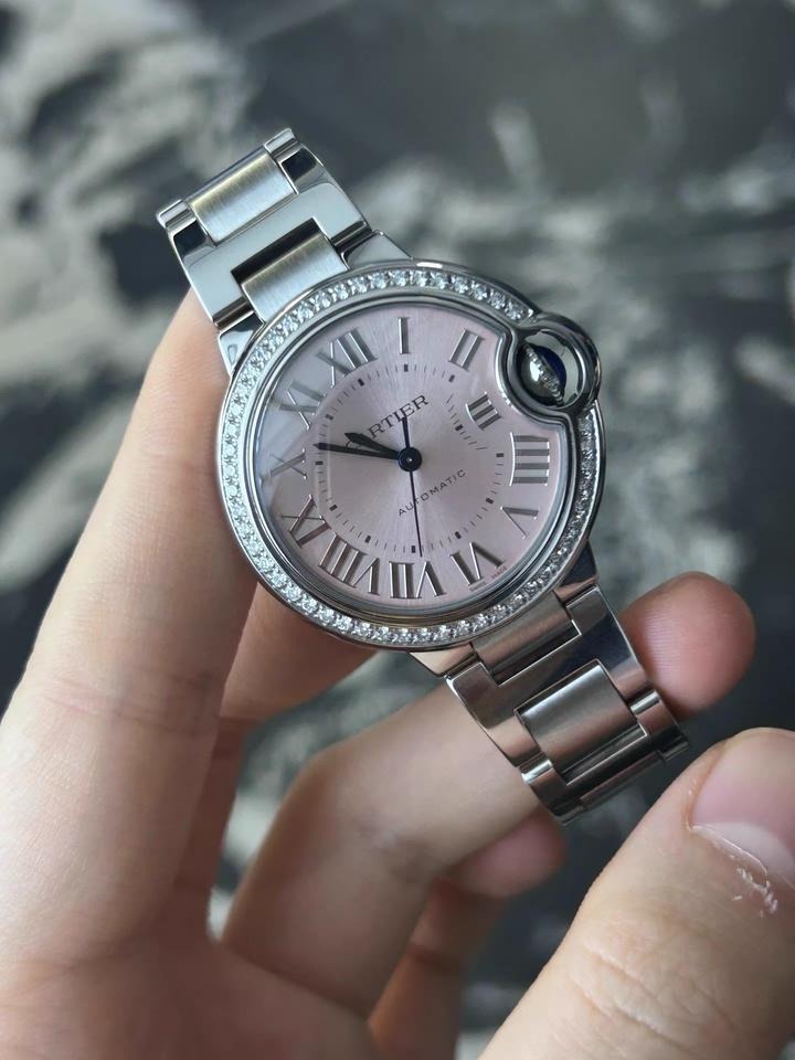 カルティエ バロン ブルー  Ballon Bleu 33mm Pink Roman Dial Diamond Bezel Stainless Steel Bracelet W4BB0037