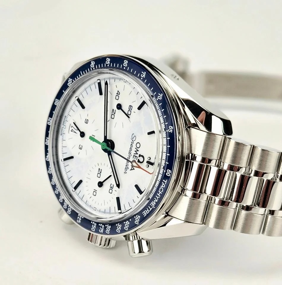 オメガ スピードマスター Speedmaster "Milano Cortina" S.E. 38MM White Dial Steel Bracelet 