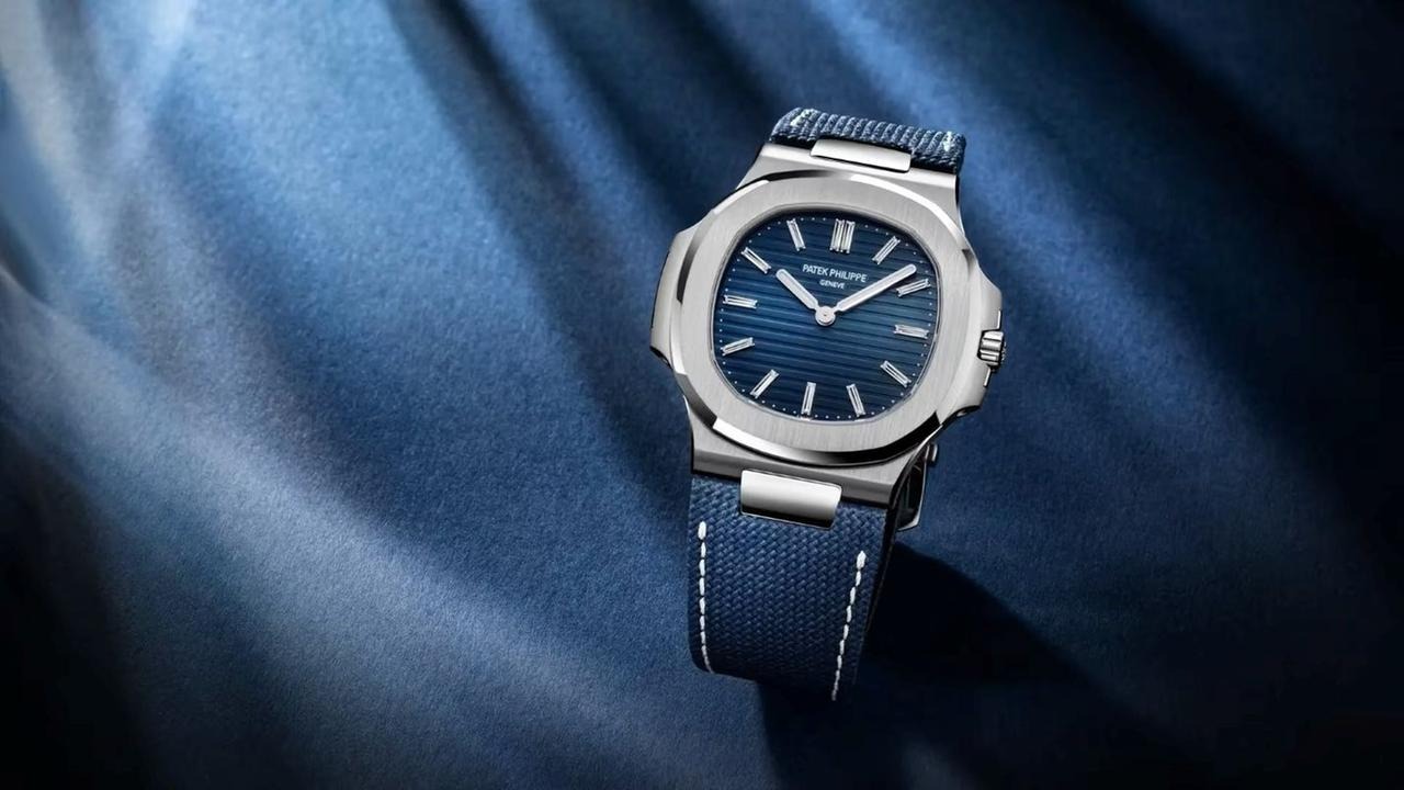 パテック フィリップ ノーチラス Nautilus 5810G-001 '50th Anniversary' White Gold Blue Diamond Dial (2026) 41mm