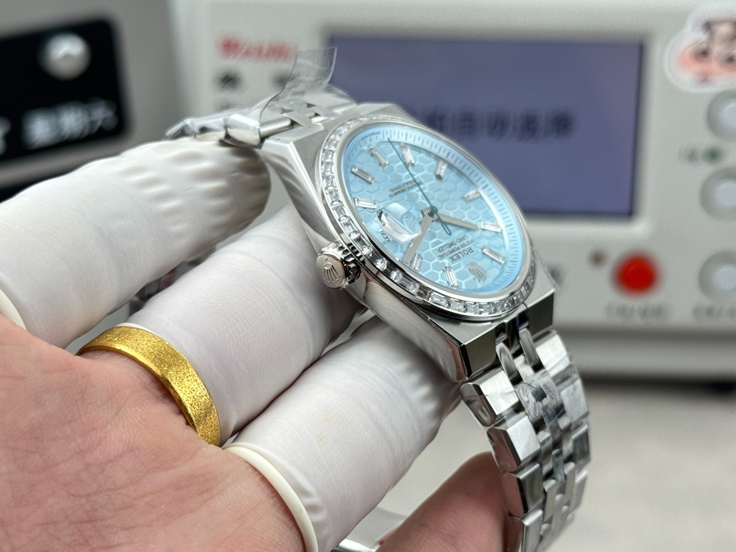 2025新作モデル ランドドゥエラー オイスター、36 mm、プラチナ、ダイヤモンド 127286TBR