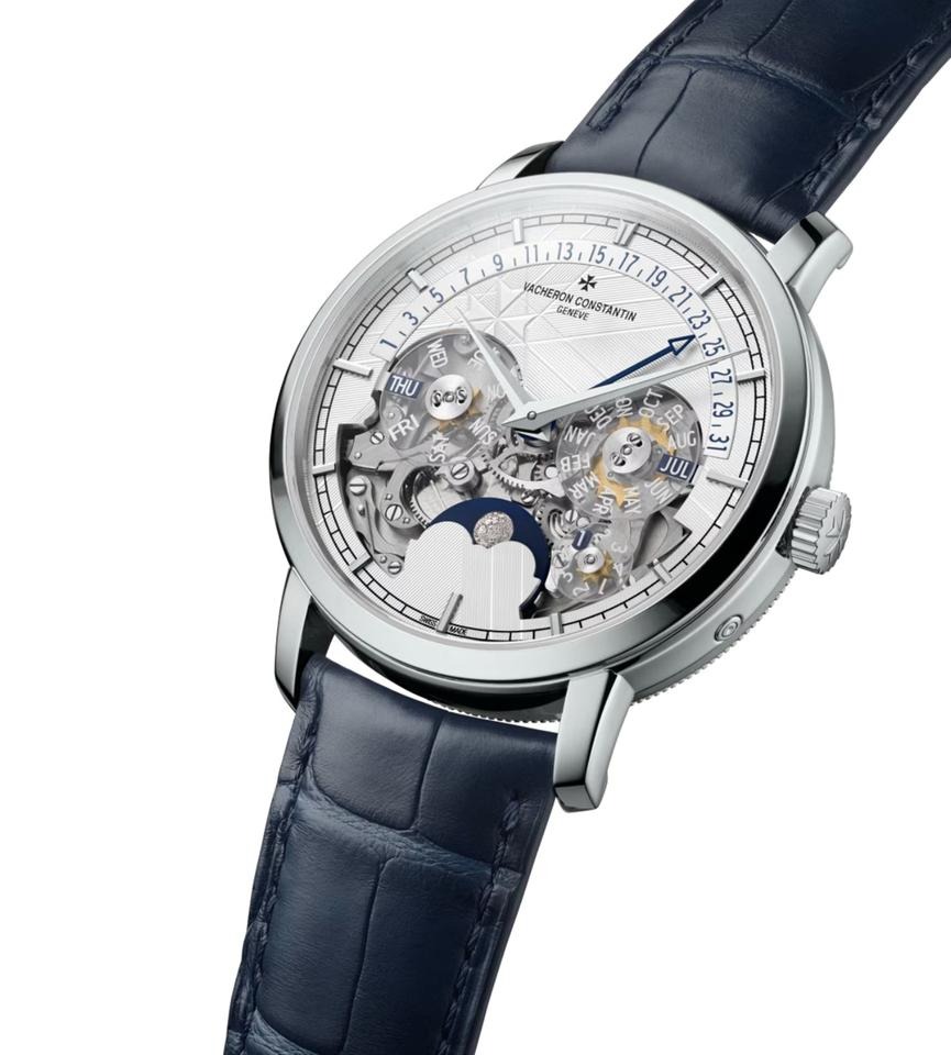 ヴァシュロン・コンスタンタン  Traditionnelle Perpetual Calendar Retrograde Date Openface 4030T/000P-H054 Platinum Case Limited to 370 Pieces 2025New