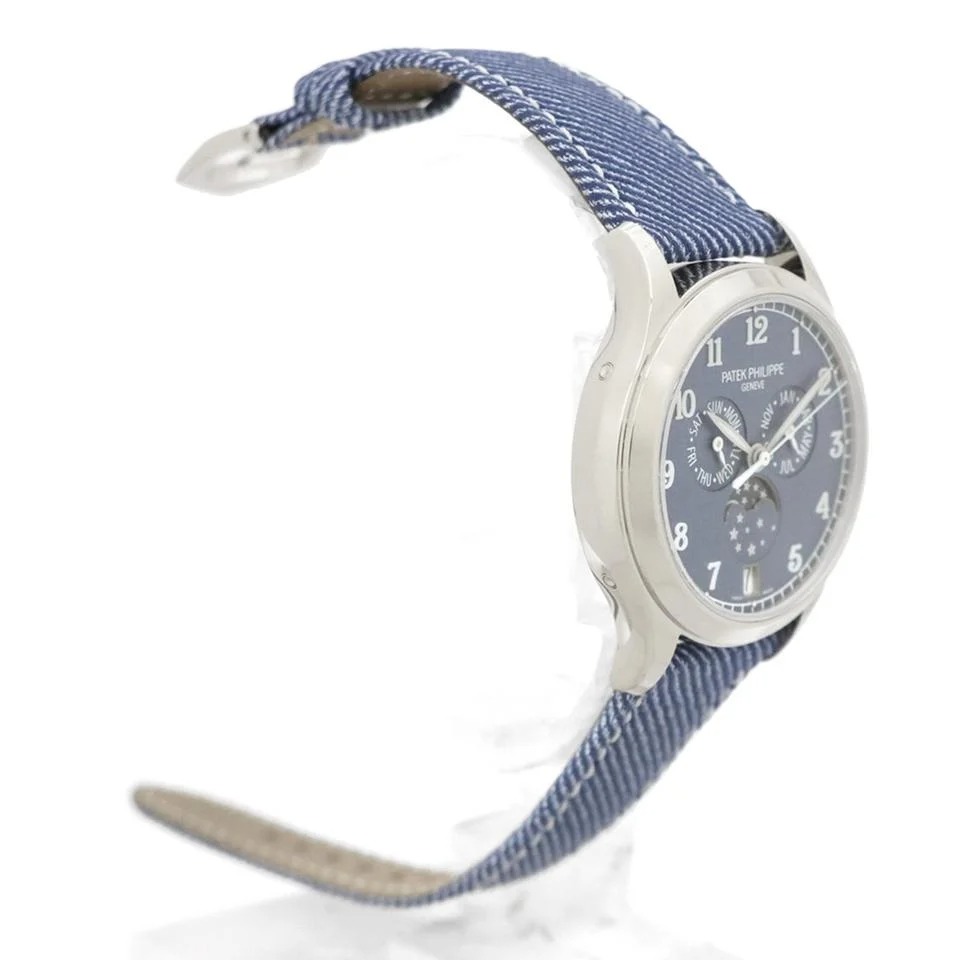 パテック フィリップ アニュアルカレンダー (2026 New) Complications Annual Calendar Moon Phases White Gold Denim 4946G-001 38mm