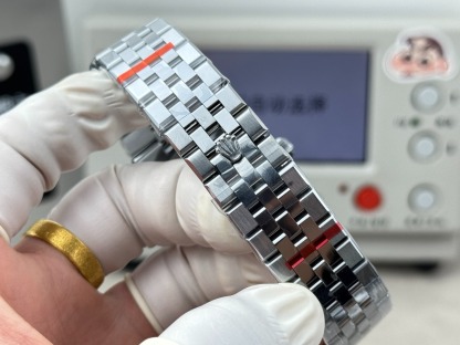 2025新作モデル ランドドゥエラー オイスター、40 mm、プラチナ、ダイヤモンド  127386TBR-0001