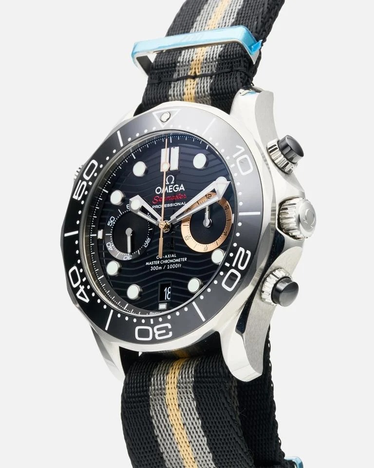 オメガ シーマスター ダイバー 300 M Seamaster Diver 300M Chronograph 007 First Light 210.32.44.51.01.002 2026new 44 mm