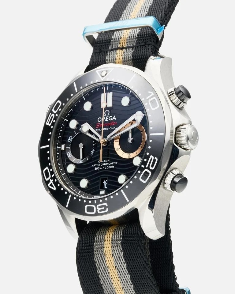オメガ シーマスター ダイバー 300 M Seamaster Diver 300M Chronograph 007 First Light 210.32.44.51.01.002 2026new 44 mm