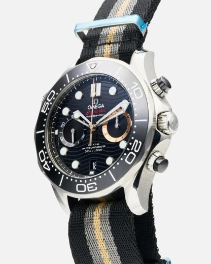 オメガ シーマスター ダイバー 300 M Seamaster Diver 300M Chronograph 007 First Light 210.32.44.51.01.002 2026new 44 mm
