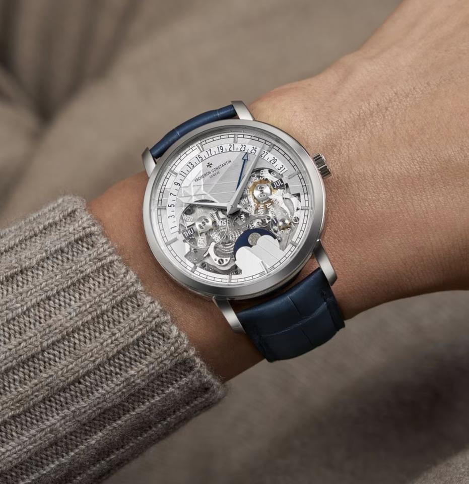 ヴァシュロン・コンスタンタン  Traditionnelle Perpetual Calendar Retrograde Date Openface 4030T/000P-H054 Platinum Case Limited to 370 Pieces 2025New