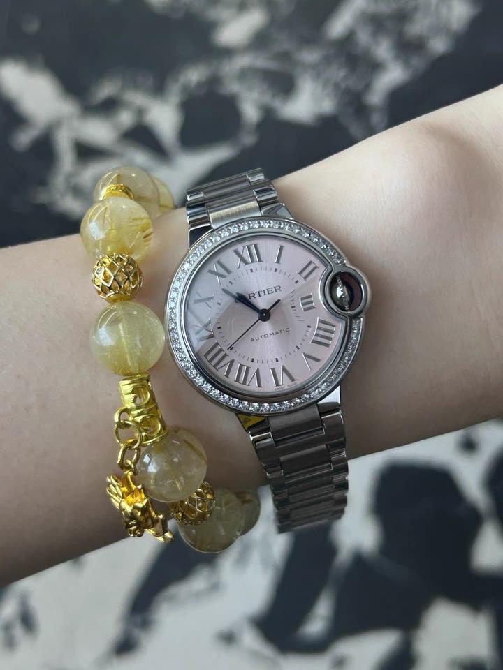 カルティエ バロン ブルー  Ballon Bleu 33mm Pink Roman Dial Diamond Bezel Stainless Steel Bracelet W4BB0037