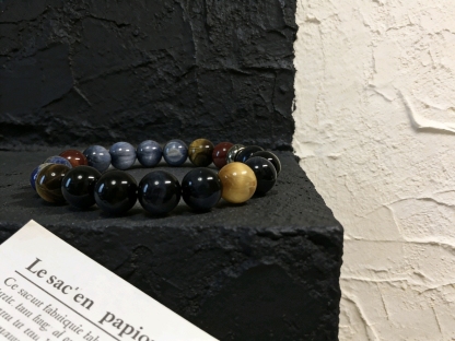 Five Elements Gather Auspiciousness · Tiger's Eye & Lapis Lazuli Career Crystal Bracelet, Garnet Multi-Gem Wealth-Attracting Bracelet