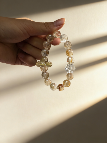 Gilded Slumber·Venus Hair Crystal Sleep-Aiding Bracelet - Rutilated Quartz Double-Pointed Soothing Bracelet 