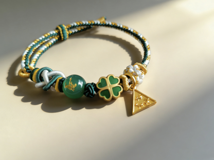 Year of the Rabbit Tai Sui Protection Bracelet – Four-Leaf Clover & Green Agate Handwoven Cord