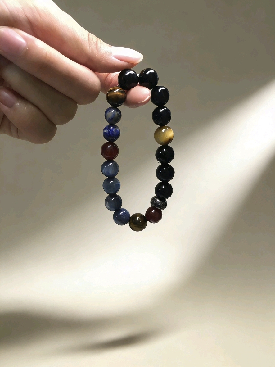 Five Elements Gather Auspiciousness · Tiger's Eye & Lapis Lazuli Career Crystal Bracelet, Garnet Multi-Gem Wealth-Attracting Bracelet