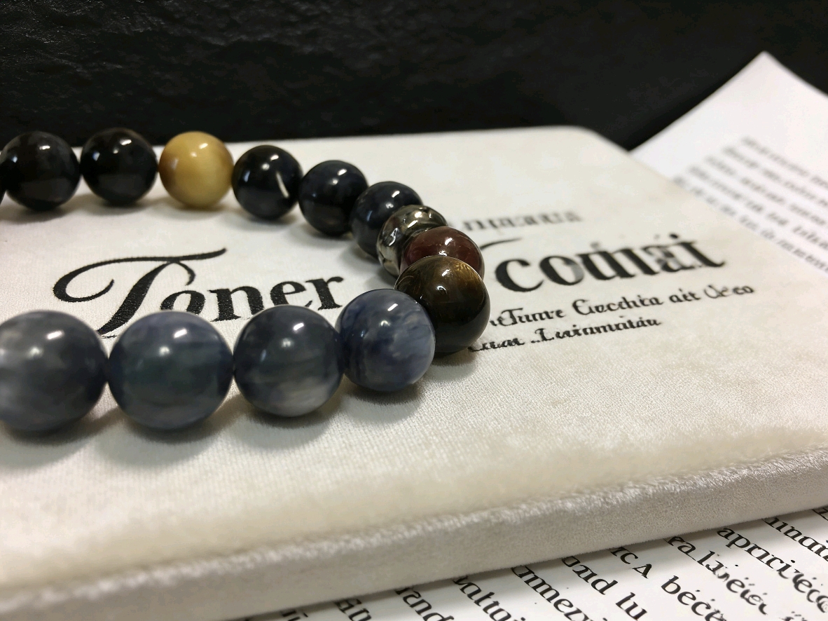 Five Elements Gather Auspiciousness · Tiger's Eye & Lapis Lazuli Career Crystal Bracelet, Garnet Multi-Gem Wealth-Attracting Bracelet