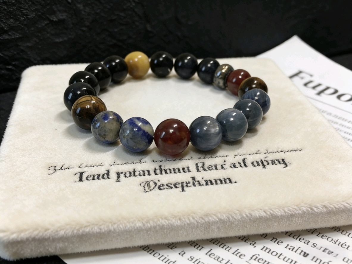 Five Elements Gather Auspiciousness · Tiger's Eye & Lapis Lazuli Career Crystal Bracelet, Garnet Multi-Gem Wealth-Attracting Bracelet