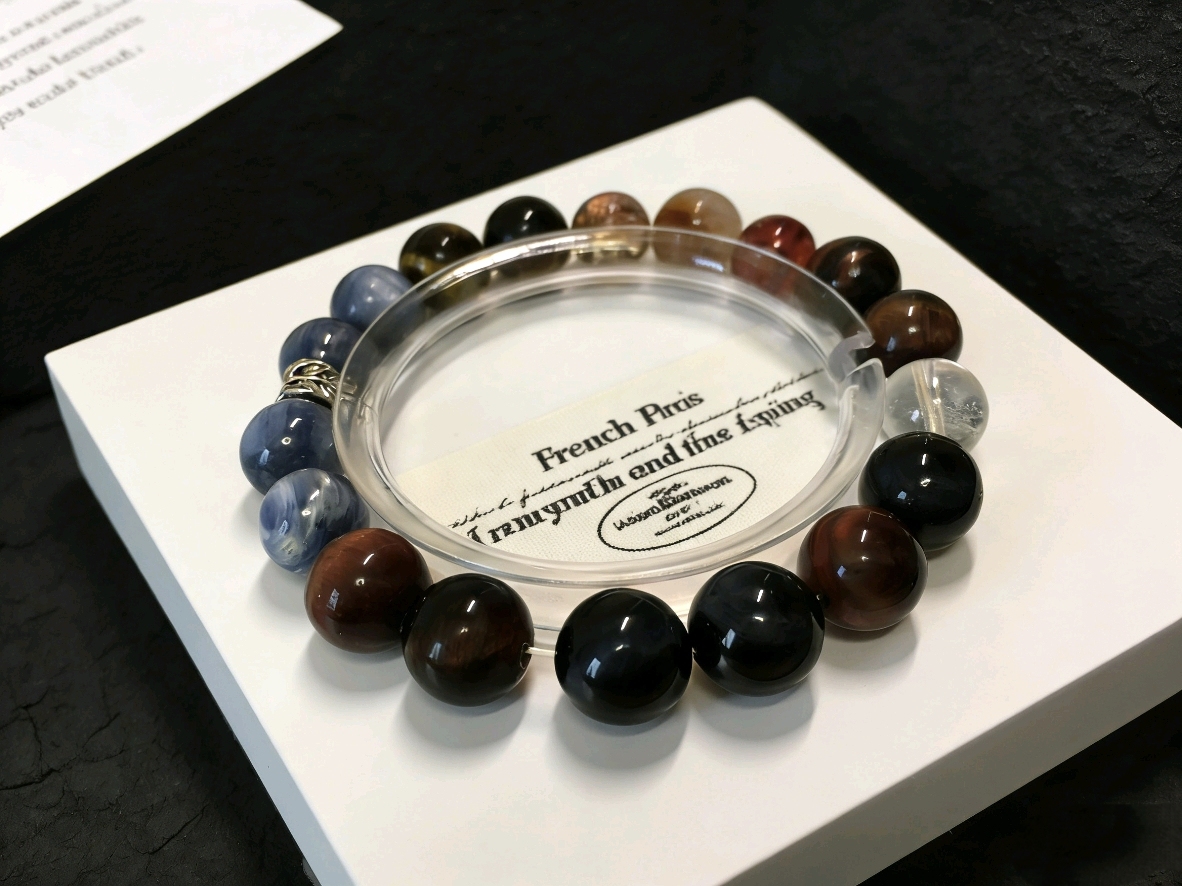 Three-Eye Boosts Career · Three-Color Tiger's Eye Multi-Gem Crystal Bracelet, Yellow/Red/Blue Light Career Bracelet
