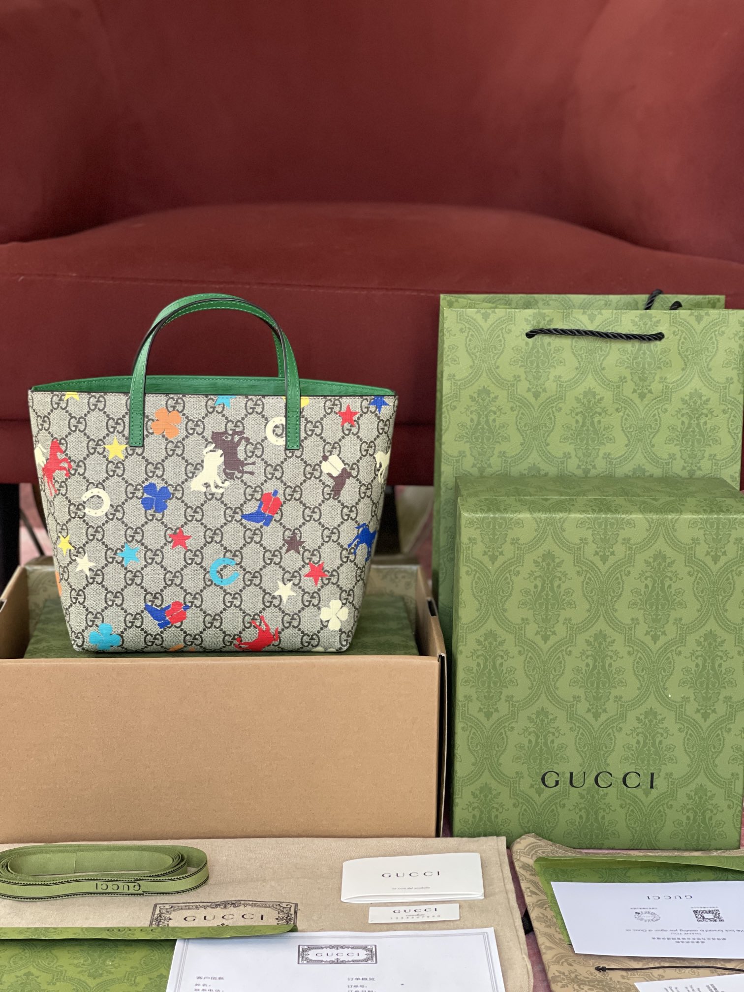 GG Tote儿童包 原厂皮 型号 410812 尺寸 21x20x10 这样实用的小可爱 真的很难抗拒 轻便 能装 百搭 P(农场最高版本)