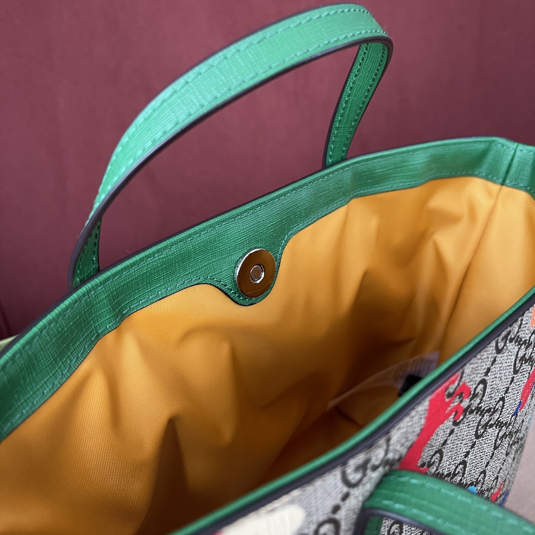 GG Tote儿童包 原厂皮 型号 410812 尺寸 21x20x10 这样实用的小可爱 真的很难抗拒 轻便 能装 百搭 P(农场最高版本)