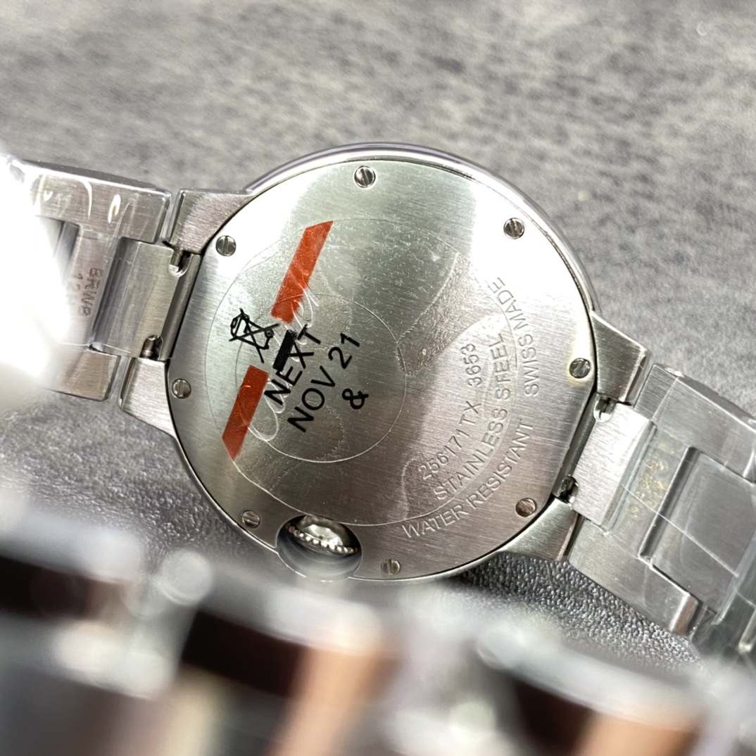 Cartier Ballon Bleu 33mm Quartz Ladies' Watch Sapphire Crystal Glass Swiss Quartz Movement