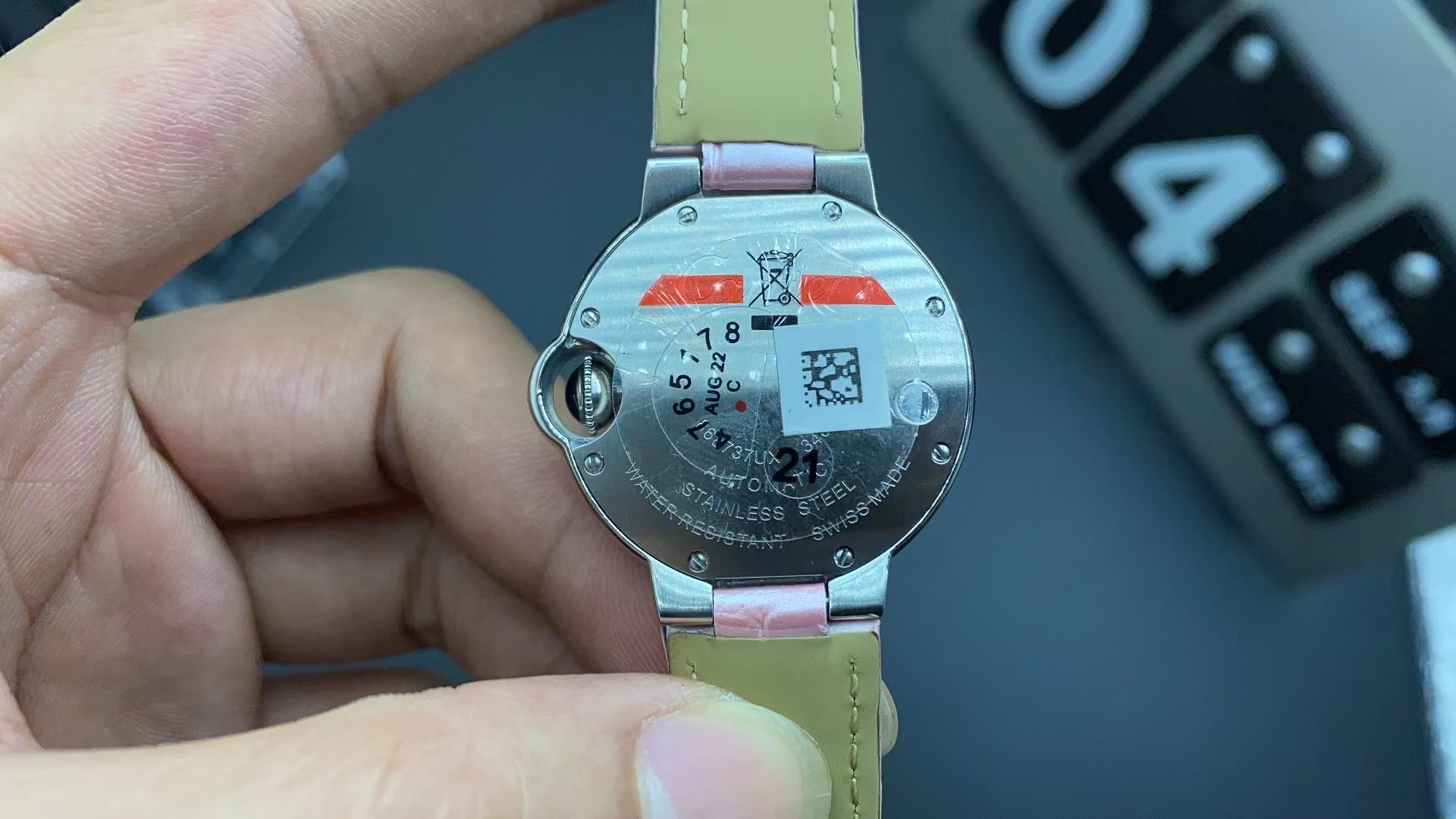 Cartier Ballon Bleu Pink Leather Strap 33mm Double Diamond Setting Luxurious and sophisticated