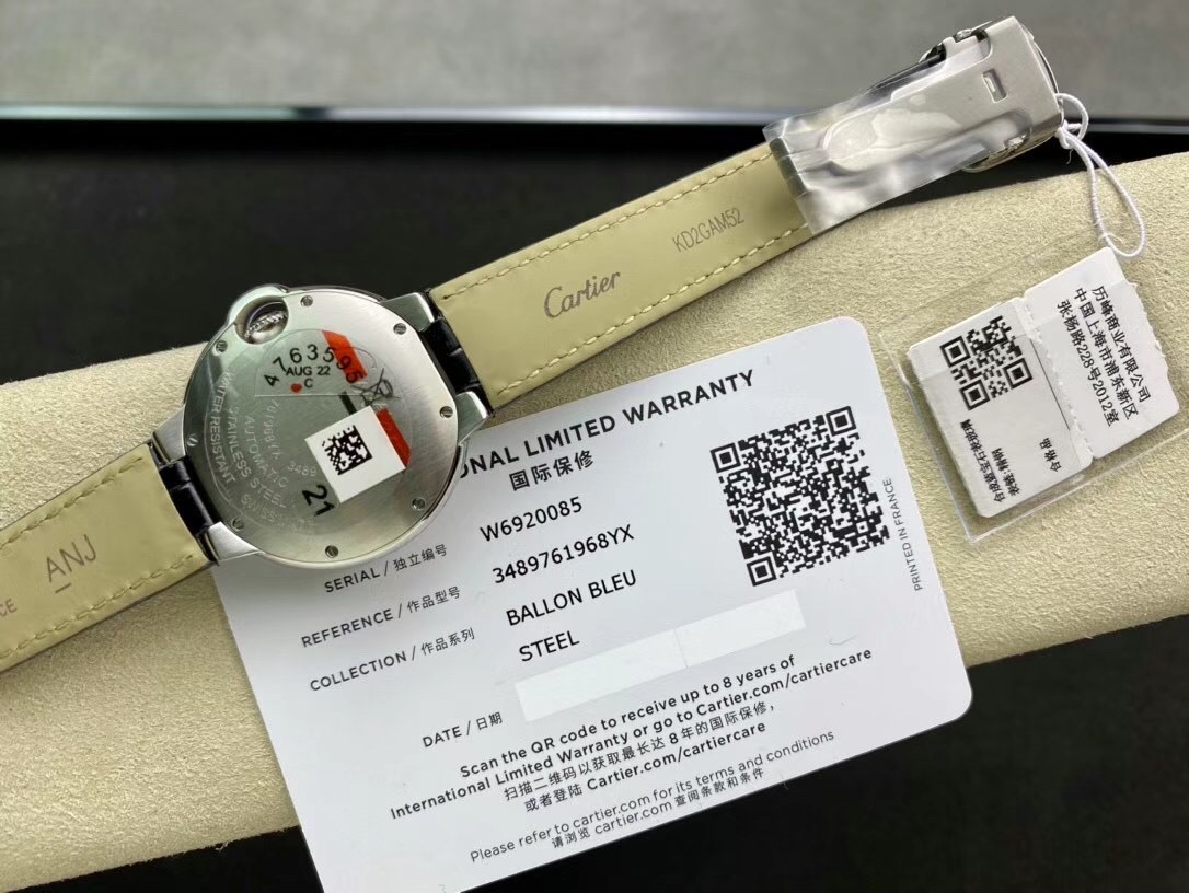  Blue Balloon 33MM Perfect Replica V8 Edition Stainless Steel - Sunburst Dial, Sword-Shaped Steel Blue Hands, Fully Automatic Mechanical Movement, 33mm