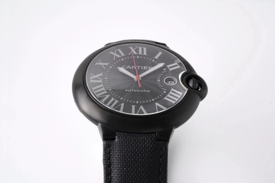 42mm Blue Balloon WSBB0015 Men's Watch Collection! The upgraded 2824 movement series arrives with a bang! 1. Case Construction: Swiss-grade precision finishing! PVD carbon-coated stainless steel case! Genuine blue spinel crown! Unrivalled curvature and cr