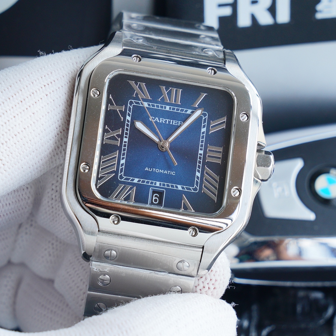 【TW Factory】最高版本 卡家Cartier新款山度士，精彩演绎经典！正品开模， 【机芯】采用广受复刻界推崇的2824自动上旋机芯，直径39.8×47.5×9.08，316L精钢表带，蓝宝石水晶玻璃，防水150米，顶级复刻！TW 诚意之作 打造属于您的DNA 欢迎各路表友品鉴！⚠️请认准独家品质