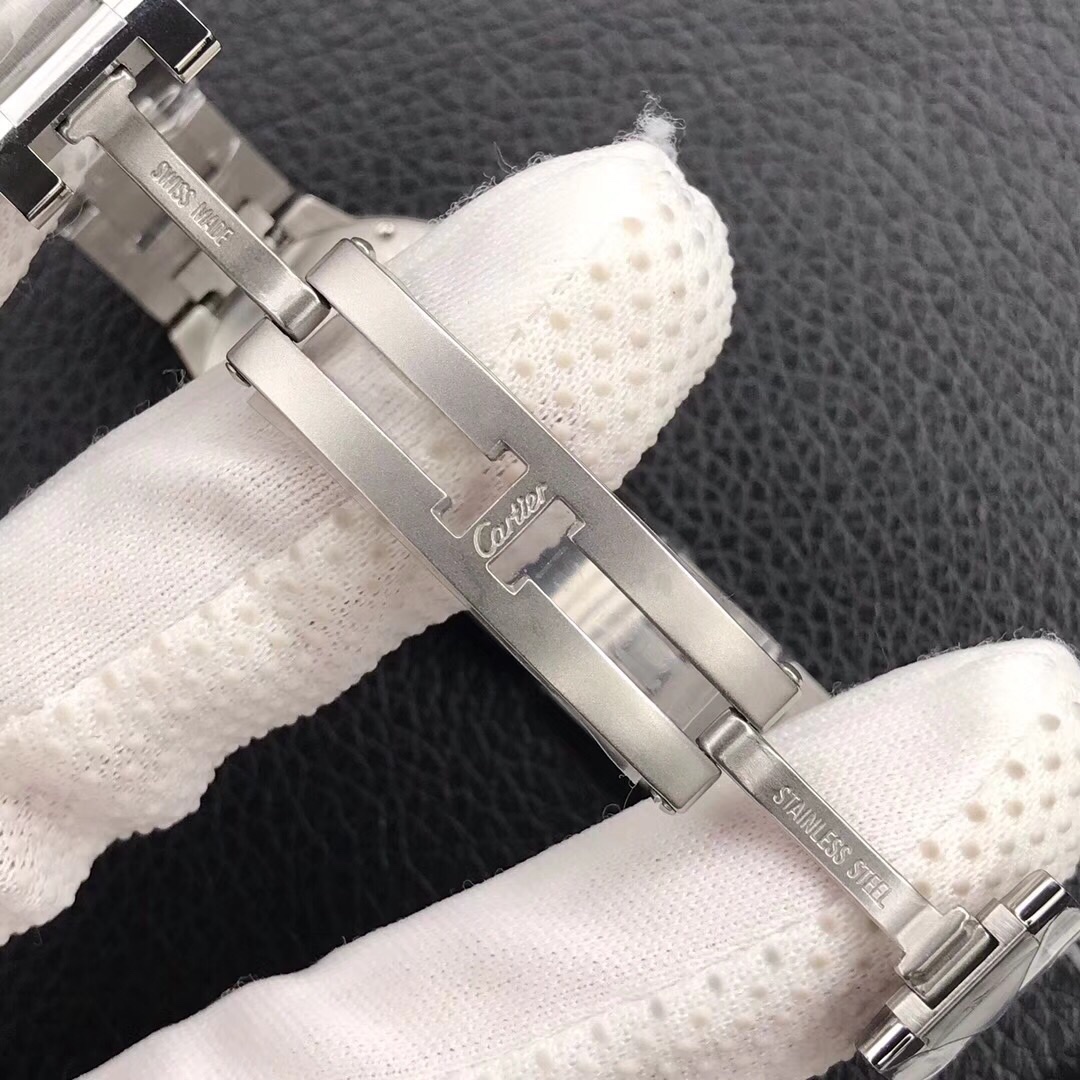 Cartier Ballon Bleu The most value-for-money ladies' watch Swiss Ronda quartz movement 28mm petite and dainty Quenched blue steel hands Crystal crown hand-polished