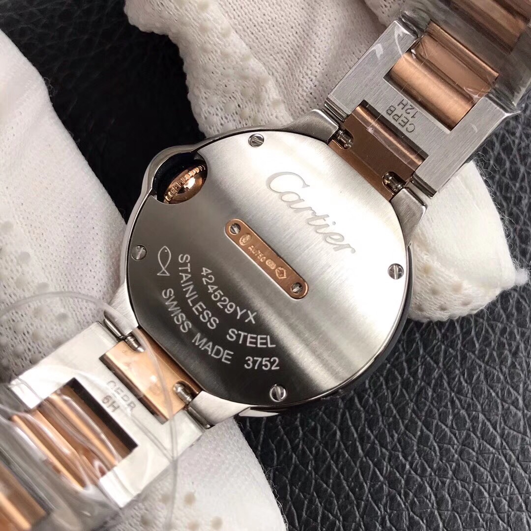 卡地亚 小气球 为性价比最好的女款  瑞士朗达石英机芯 28mm 娇小玲珑  淬火蓝钢指针 表把头晶石由手工打磨而成